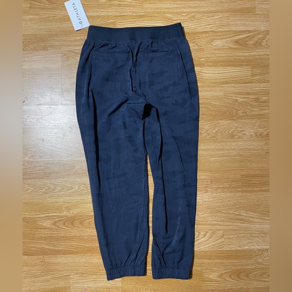 ATHLETA- Brooklyn Heights Jogger camo print - Picture 4 of 6